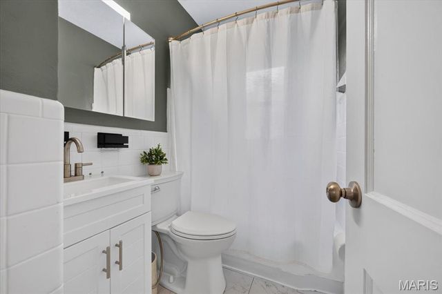 8561 Everett Avenue, St Louis, MO 63117