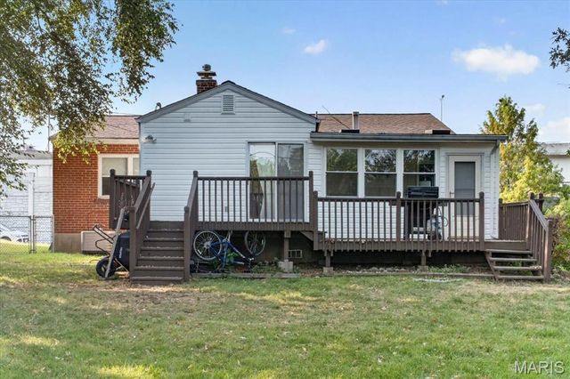 8561 Everett Avenue, St Louis, MO 63117