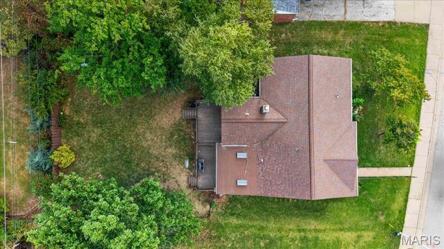 8561 Everett Avenue, St Louis, MO 63117