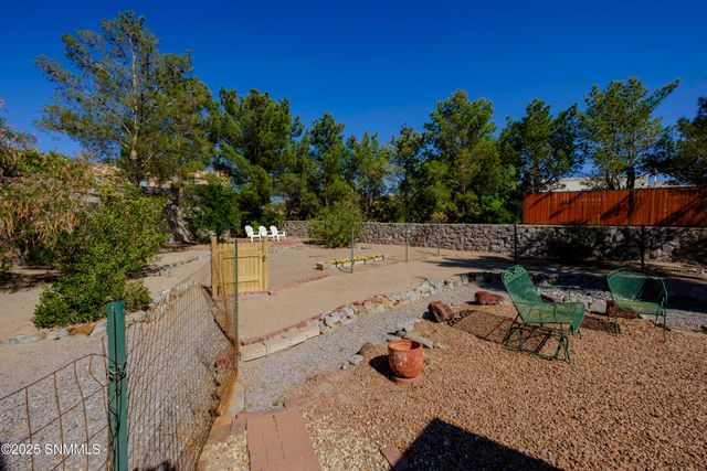 3936 Pineridge, Las Cruces, NM 88012