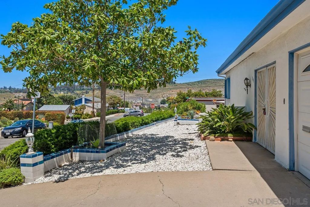 7155 Conestoga Way SMART Real Estate