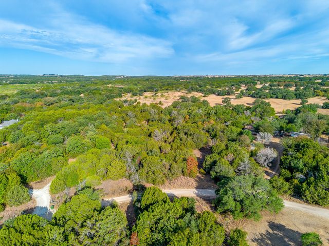 5816 Oak Creek Court, Lipan, TX 76462