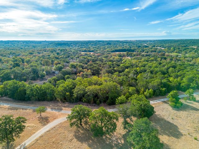 5816 Oak Creek Court, Lipan, TX 76462