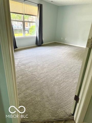 1102 Branifield Court, Franklin, IN 46131