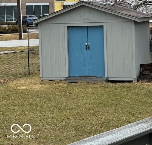 1102 Branifield Court, Franklin, IN 46131