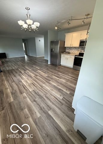 1102 Branifield Court, Franklin, IN 46131