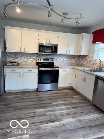 1102 Branifield Court, Franklin, IN 46131