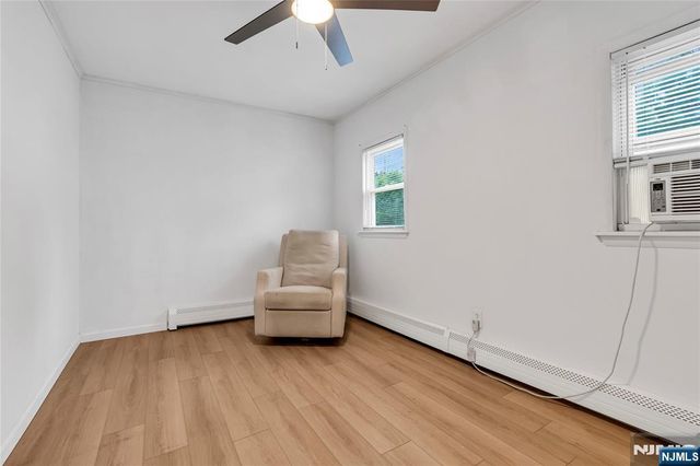 40 Kingsland Road, West Milford, NJ 07421