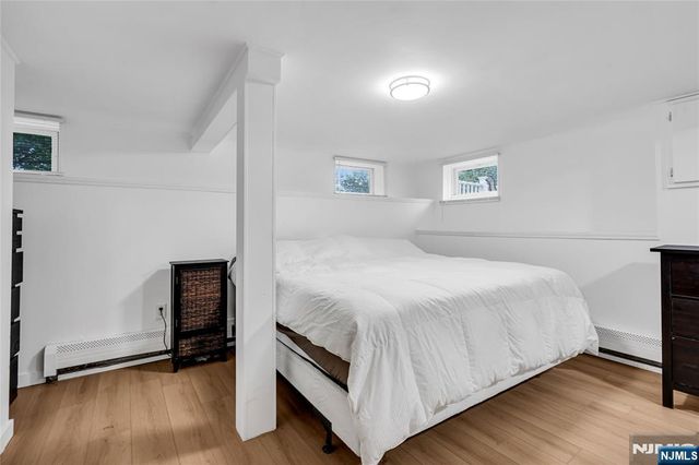 40 Kingsland Road, West Milford, NJ 07421