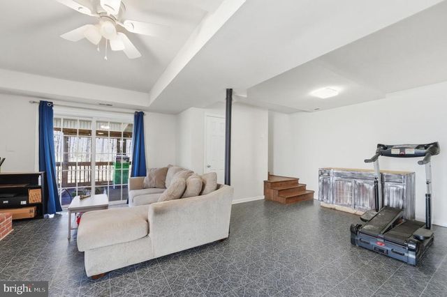 308 WESTOVER PKWY, Locust Grove, VA 22508