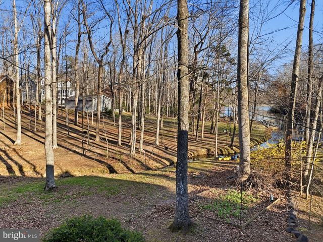 308 WESTOVER PKWY, Locust Grove, VA 22508