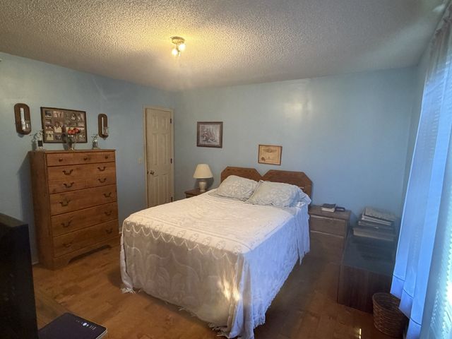 180 Woods Edge Rd, Winchester, TN 37398