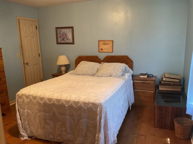 180 Woods Edge Rd, Winchester, TN 37398