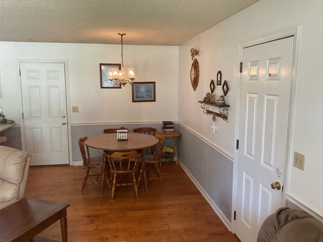 180 Woods Edge Rd, Winchester, TN 37398