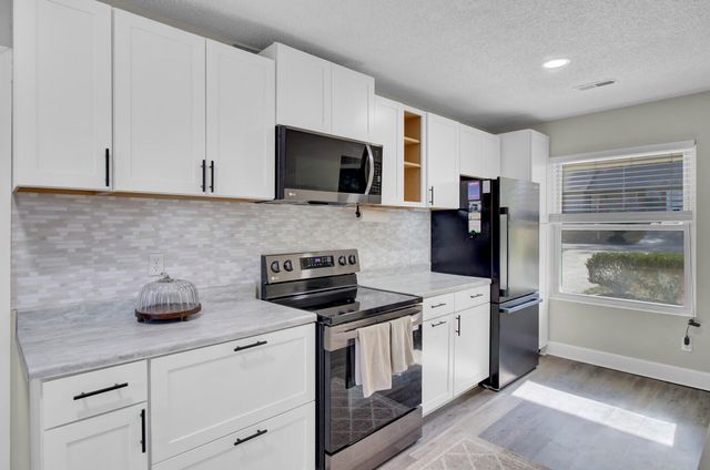 205 Kirksey Drive, Summerville, SC 29485