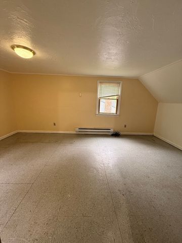 780 Summer St, Brockton, MA 02302