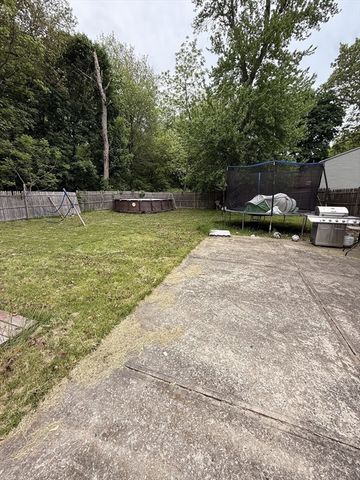 780 Summer St, Brockton, MA 02302