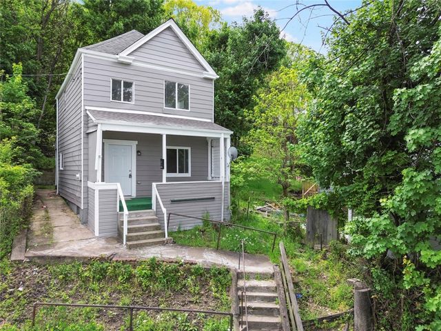 916 Sarah St, West Homestead, PA 15120