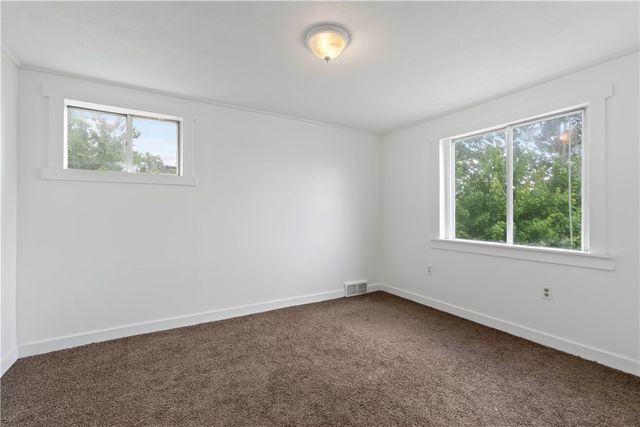 916 Sarah St, West Homestead, PA 15120