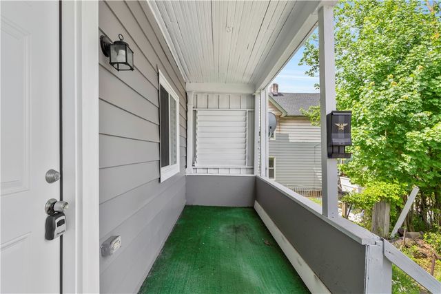 916 Sarah St, West Homestead, PA 15120