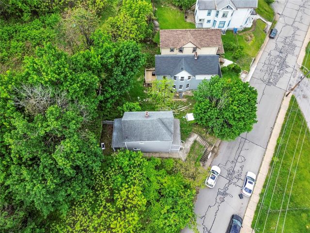 916 Sarah St, West Homestead, PA 15120