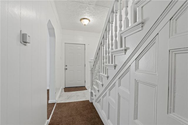 916 Sarah St, West Homestead, PA 15120