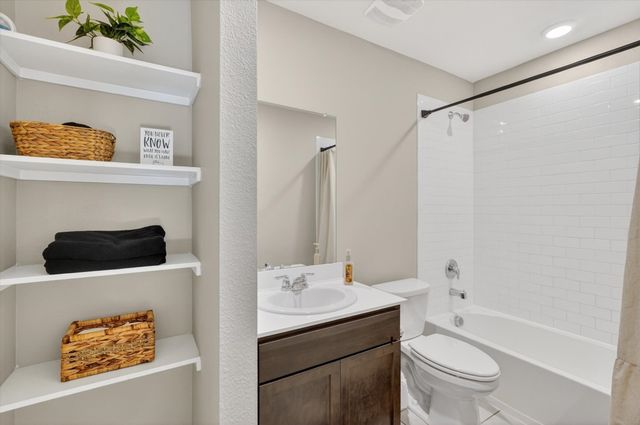 2056 Puma Street, Crandall, TX 75114
