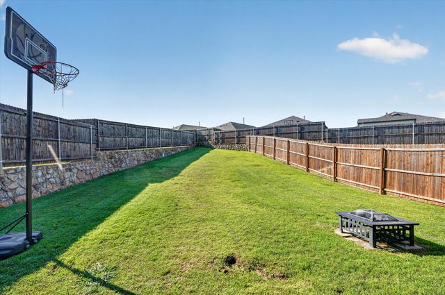 2056 Puma Street, Crandall, TX 75114