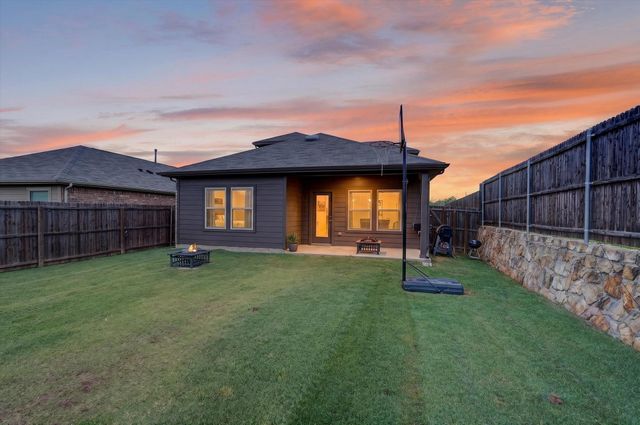2056 Puma Street, Crandall, TX 75114