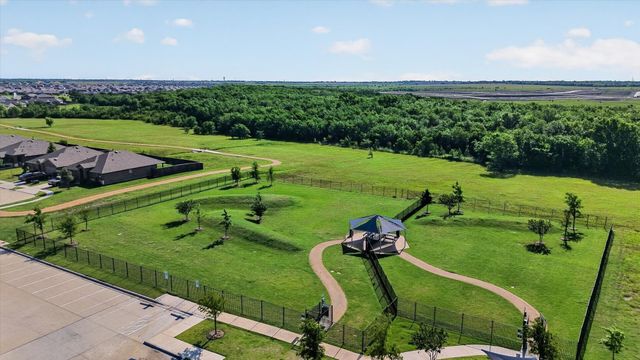 2056 Puma Street, Crandall, TX 75114
