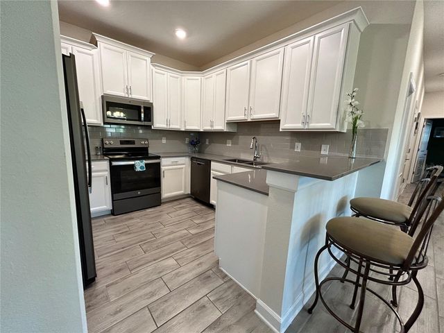1159 TRAPPERS TRAIL LOOP, Davenport, FL 33896