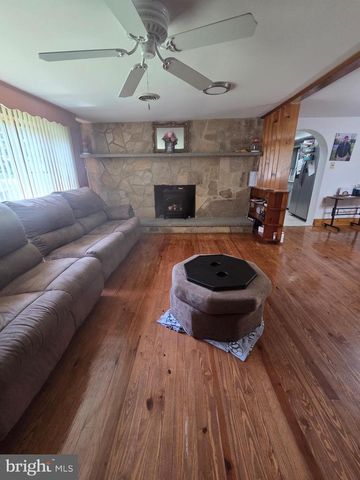 5928 QUINN RD, Frederick, MD 21701