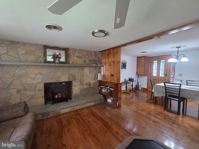 5928 QUINN RD, Frederick, MD 21701