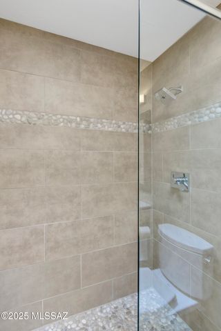 1300 E Vía Entrada, Tucson, AZ 85718