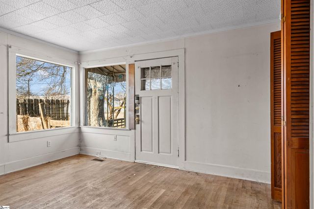 115 Old Piedmont Highway, Greenville, SC 29605