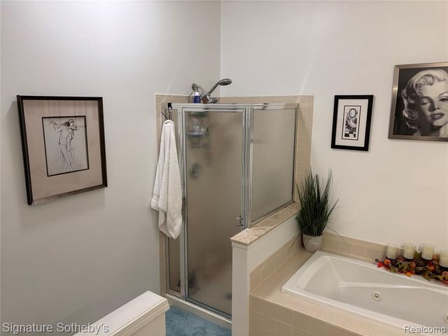 1931 Eagle Pointe, Bloomfield Hills, MI 48304