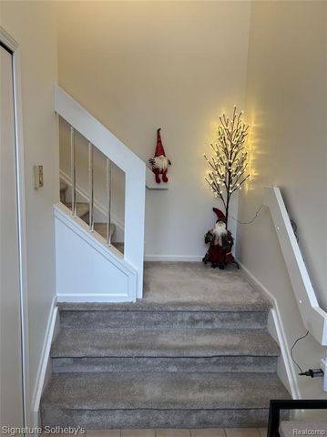 1931 Eagle Pointe, Bloomfield Hills, MI 48304