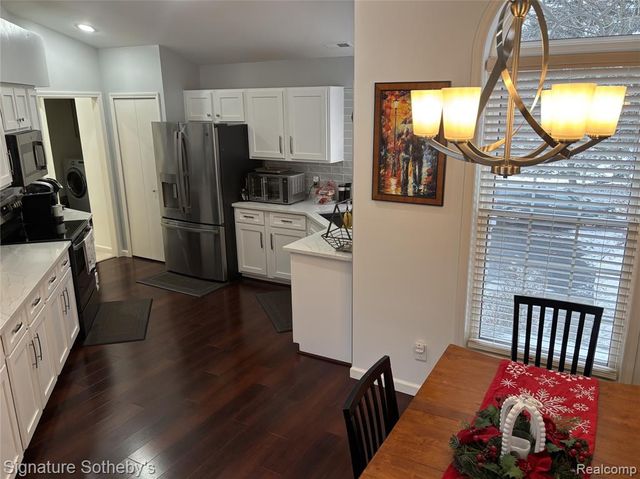 1931 Eagle Pointe, Bloomfield Hills, MI 48304