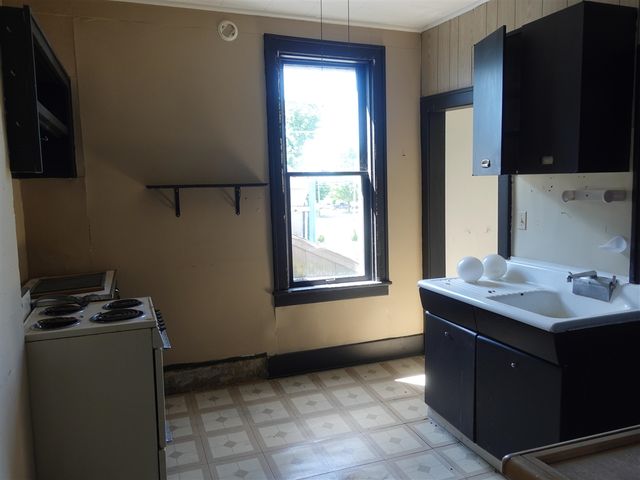 69 S Main Street, Cedar Springs, MI 49319