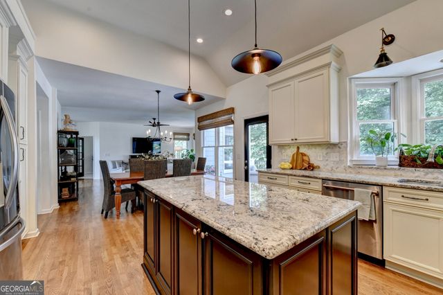 3620 Grovemont Cove, Cumming, GA 30041