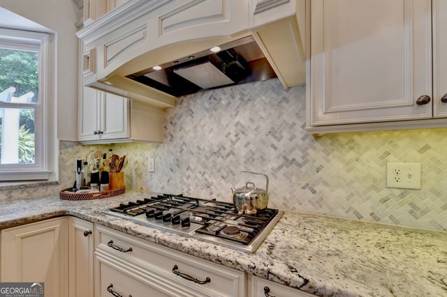 3620 Grovemont Cove, Cumming, GA 30041