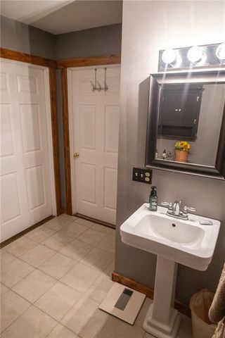 3014 W 4th Street, Pittsburg, KS 66762