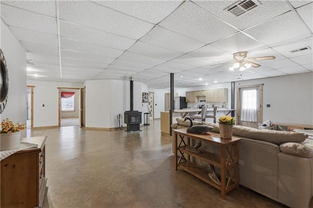 3014 W 4th Street, Pittsburg, KS 66762