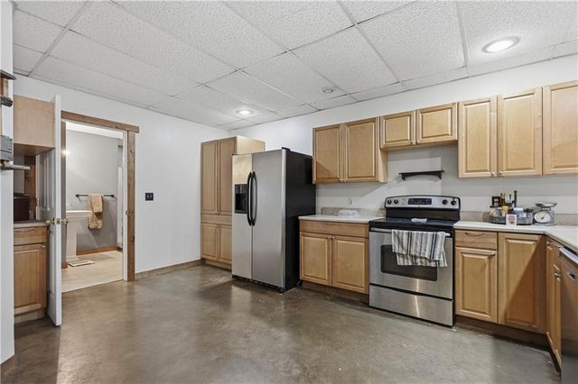 3014 W 4th Street, Pittsburg, KS 66762