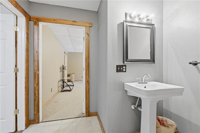 3014 W 4th Street, Pittsburg, KS 66762