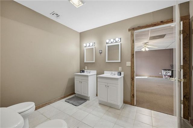 3014 W 4th Street, Pittsburg, KS 66762