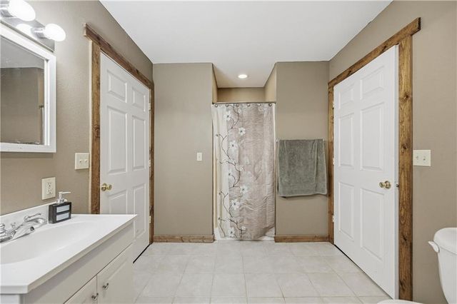 3014 W 4th Street, Pittsburg, KS 66762