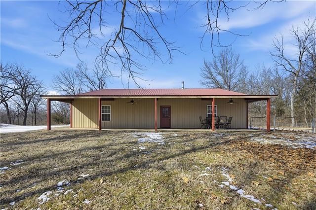 3014 W 4th Street, Pittsburg, KS 66762