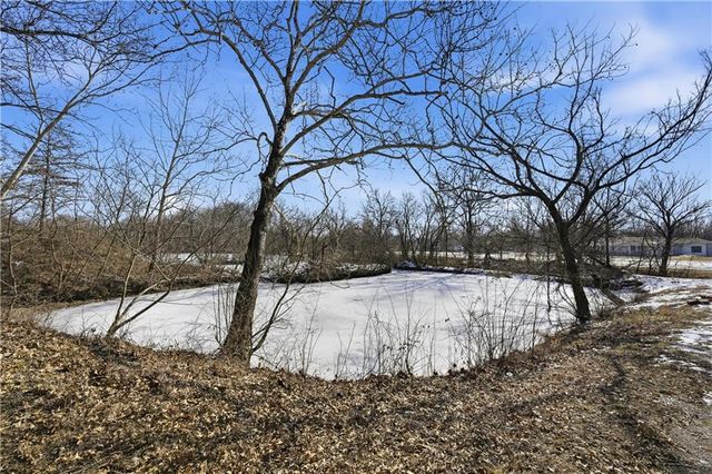 3014 W 4th Street, Pittsburg, KS 66762