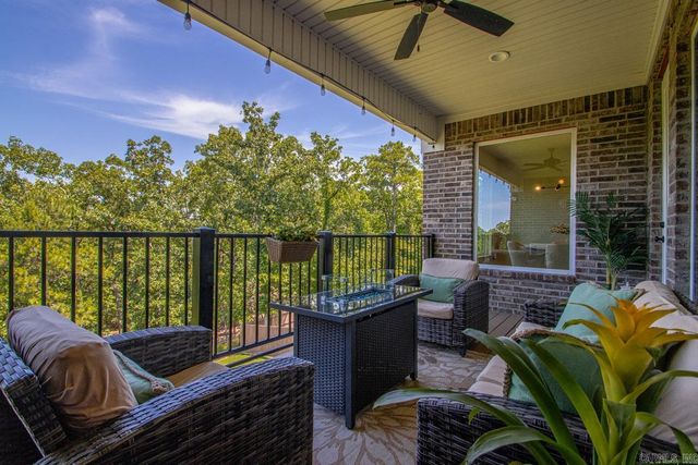 184 Ridgeview Trail, Maumelle, AR 72113